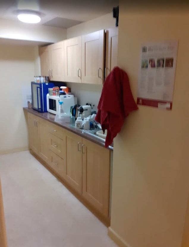 Office in Warrington - photo 4